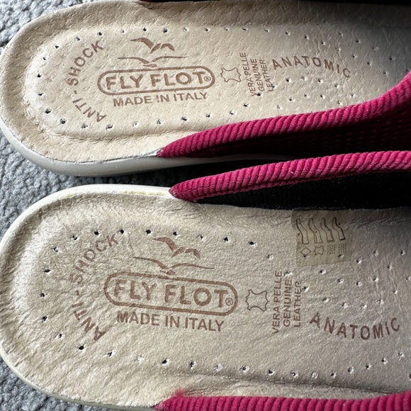 Beautiful Flyflot anti shock made in Italy slip on Burgundy clog size 35 EU 5 US - Picture 4 of 12